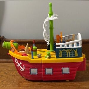 Kiddieland Play Wheeled Pirate 🏴‍☠️ Ship 🛳️